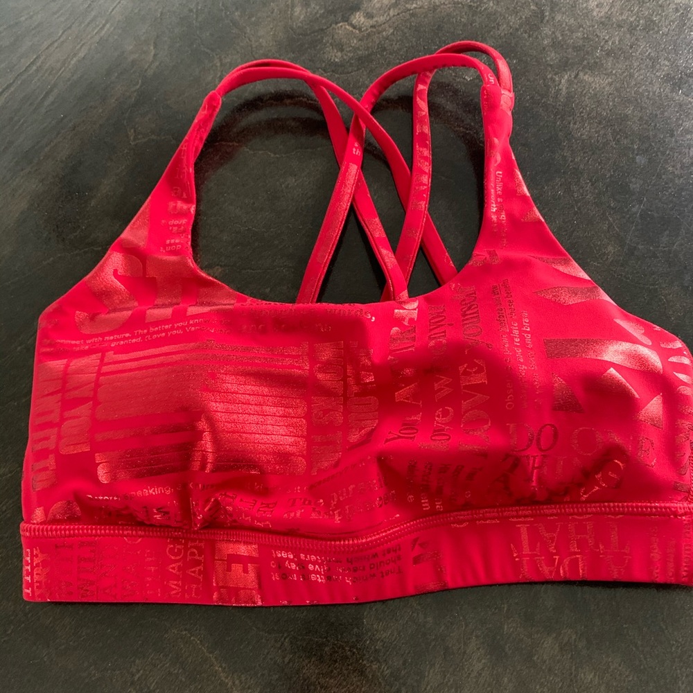 NWOT lululemon red foil manifesto energy bra. 6